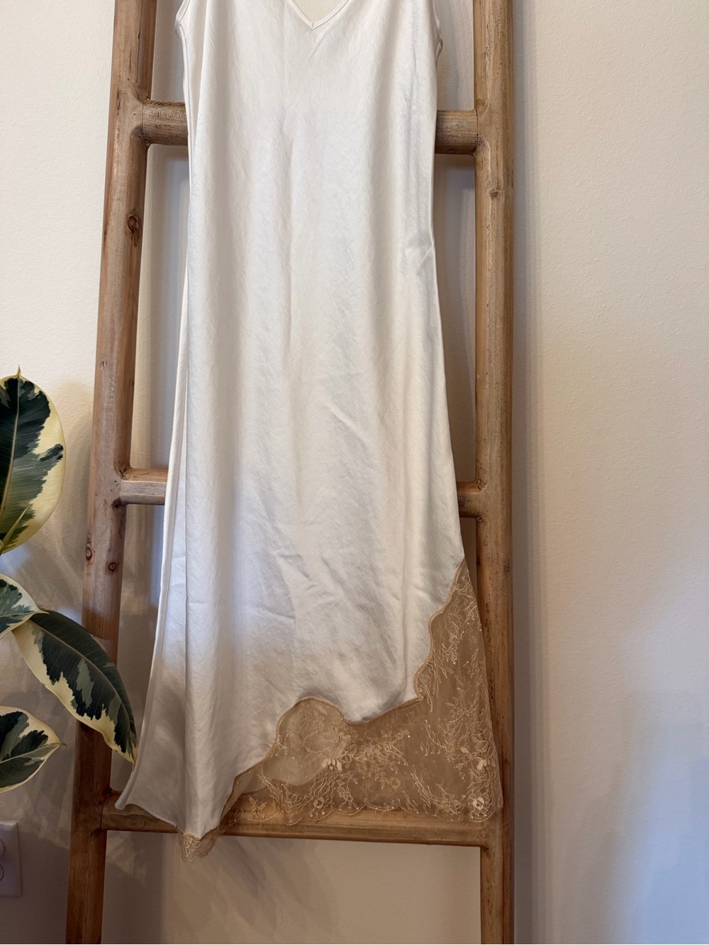 Wilfred slip dress - Picture 2 of 4